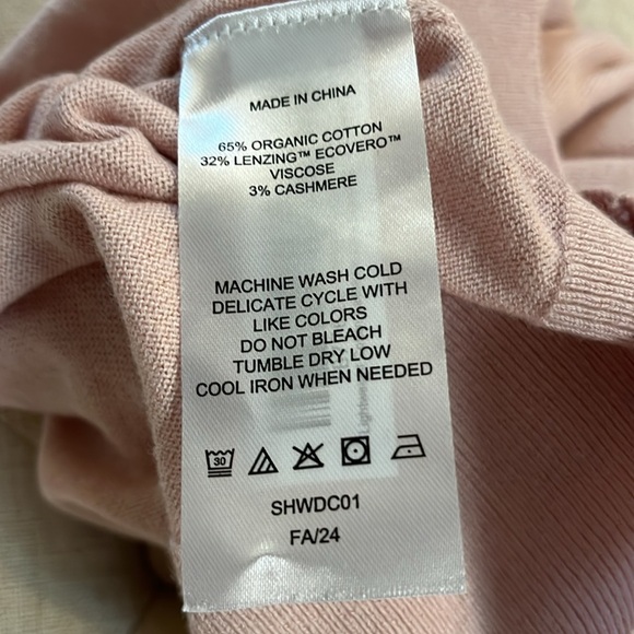 Quince cotton cashmere light weight sweater - Picture 3 of 3